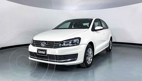 foto Volkswagen Vento Comfortline usado (2016) color Blanco precio $157,999