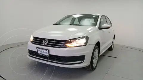 Volkswagen Vento Comfortline usado (2019) color Blanco precio $225,000