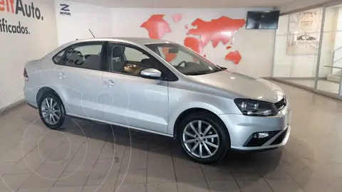 Volkswagen Vento Comfortline Plus usado (2020) color Plata financiado en mensualidades(enganche $74,875 mensualidades desde $9,404)