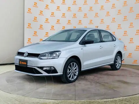 Volkswagen Vento Join usado (2022) color Plata financiado en mensualidades(enganche $81,354 mensualidades desde $4,800)