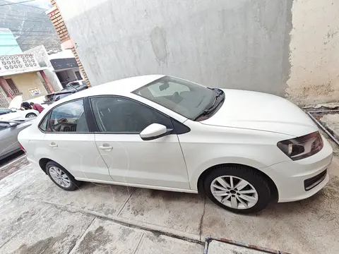 Volkswagen Vento Comfortline usado (2016) color Blanco Candy precio $115,000