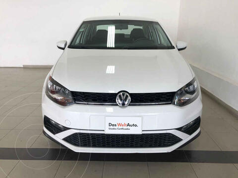 Volkswagen Vento Comfortline Plus usado (2021) color Blanco financiado en mensualidades(enganche $72,466 mensualidades desde $7,370)