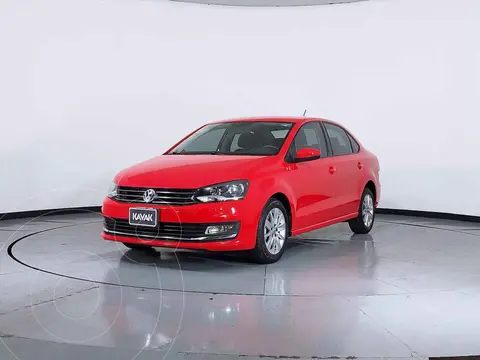 Volkswagen Vento Comfortline usado (2019) color Rojo precio $252,999