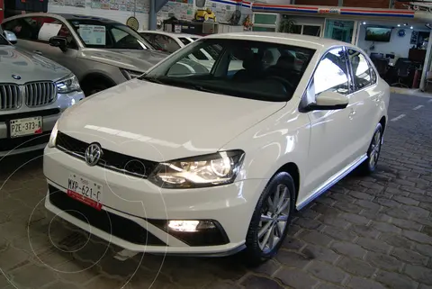 Volkswagen Vento Comfortline Plus usado (2021) color Blanco precio $247,000