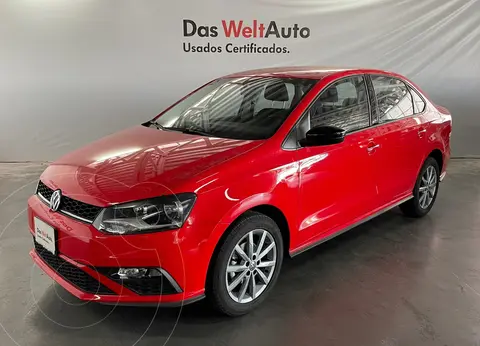 foto Volkswagen Vento Comfortline Plus usado (2022) color Rojo precio $330,000