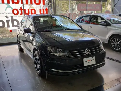 Volkswagen Vento Comfortline usado (2020) color Gris Carbono financiado en mensualidades(enganche $72,499 mensualidades desde $6,426)