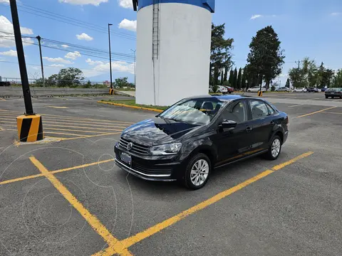 Volkswagen Vento Comfortline usado (2018) color Negro Profundo precio $214,000