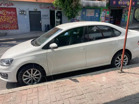 Volkswagen Vento Comfortline usado (2018) color Blanco precio $150,000