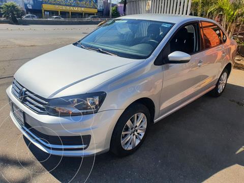 Volkswagen Vento Comfortline usado (2020) color Plata Reflex precio $259,900