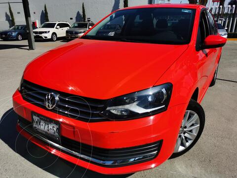 foto Volkswagen Vento Comfortline usado (2020) color Rojo precio $245,000