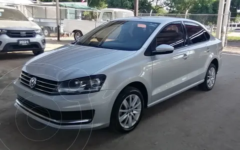 Volkswagen Vento Comfortline usado (2020) color Plata Reflex precio $195,000