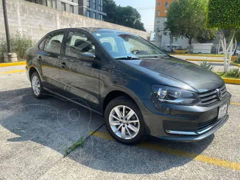 Volkswagen Vento Comfortline Aut usado (2020) color Gris Carbono precio $231,000