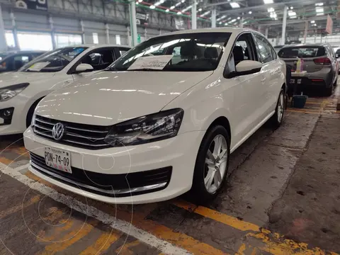 Volkswagen Vento Startline usado (2018) color Blanco Candy financiado en mensualidades(enganche $50,000 mensualidades desde $4,250)