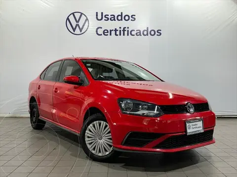 Volkswagen Vento Startline usado (2022) color Rojo financiado en mensualidades(enganche $70,578 mensualidades desde $6,435)