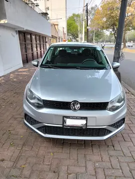 Volkswagen Vento Comfortline Aut usado (2020) color Plata precio $160,000