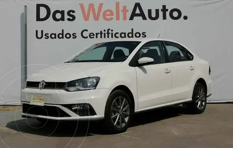 Volkswagen Vento Comfortline Aut usado (2020) color Blanco precio $310,000
