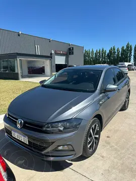 Volkswagen Virtus Highline 1.6 usado (2021) color Gris financiado en cuotas(anticipo $1.700.000 cuotas desde $320.000)