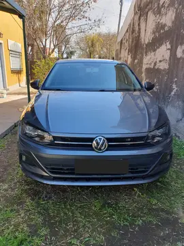 Volkswagen Virtus Trendline 1.6 usado (2019) color Gris precio $19.000.000