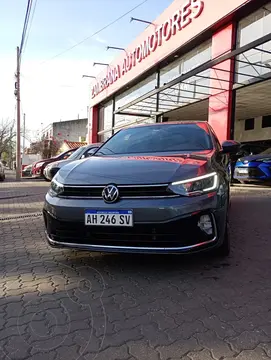 Volkswagen Virtus Comfortline Aut usado (2024) color Gris Platinium financiado en cuotas(anticipo $5.999.999)