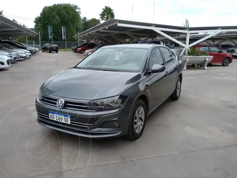 Volkswagen Virtus Trendline 1.6 usado (2018) color Gris Oscuro precio $5.150.000