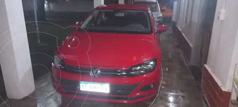 Volkswagen Virtus Comfortline 1.6 usado (2018) color Rojo precio $15.800.000