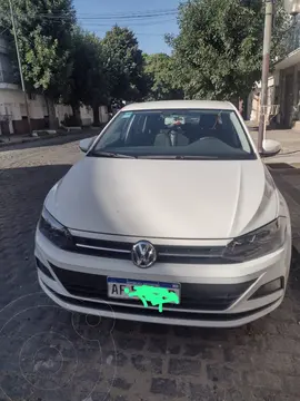 Volkswagen Virtus Trendline 1.6 usado (2022) color Blanco precio u$s14.000