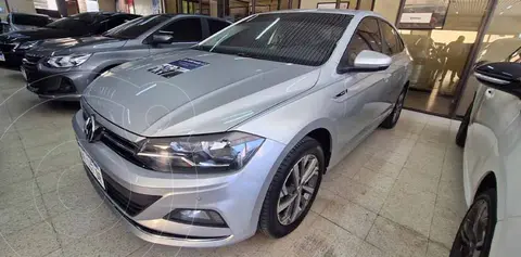 Volkswagen Virtus Highline 1.6 usado (2019) color Plata Tungsteno precio $22.000.000