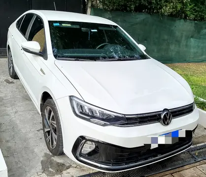 Volkswagen Virtus Highline Aut usado (2024) color Blanco precio $32.800.000