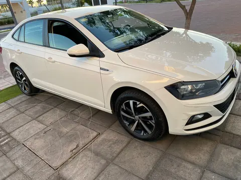 Volkswagen Virtus Comfortline usado (2022) color Blanco precio $299,000