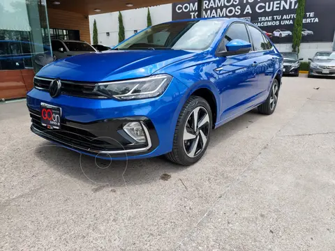 Volkswagen Virtus Highline usado (2024) color VWA AZUL RISING precio $360,000