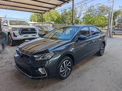 Volkswagen Virtus Comfortline usado (2023) color Gris Carbono precio $269,000