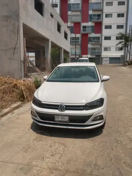 Volkswagen Virtus Comfortline usado (2020) color Blanco Candy precio $290,000