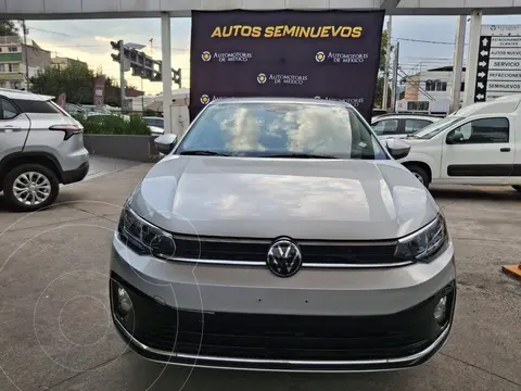 Volkswagen Virtus Highline usado (2023) color Plata Reflex financiado en mensualidades(enganche $57,800 mensualidades desde $7,689)