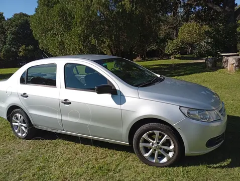 Volkswagen Voyage 1.6 Comfortline Plus usado (2011) color Plata Ligth precio $10.500.000
