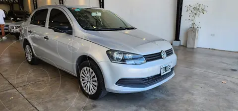Volkswagen Voyage 1.6 Comfortline usado (2014) color Gris Cuarzo precio $2.400.000