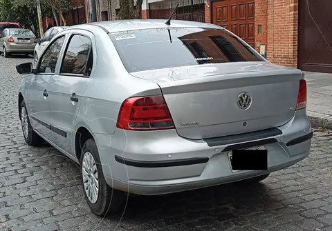 Volkswagen Voyage 1.6 Highline usado (2011) color Gris precio $10.500.000