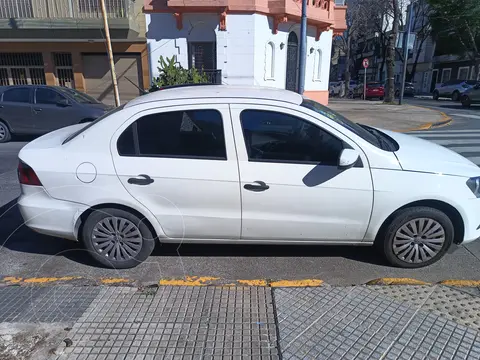 Volkswagen Voyage 1.6 Comfortline Plus I-Motion usado (2014) color Blanco Cristal precio $12.500.000