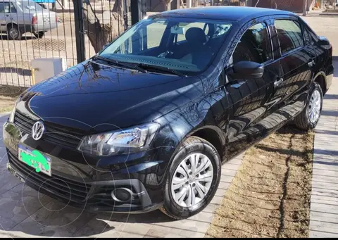 Volkswagen Voyage 1.6 Trendline usado (2017) color Negro precio $15.000.000