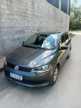 Volkswagen Voyage 1.6 Trendline usado (2016) color Gris Spectrus precio $14.000.000