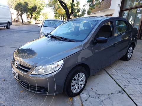Volkswagen Voyage 1.6 Comfortline usado (2011) color Gris Vulcano precio $650.000