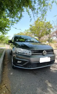 Volkswagen Voyage Trendline usado (2020) color Gris precio $7.340.000