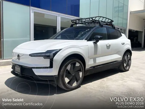 Volvo EX30 Plus usado (2026) color Blanco precio $800,000