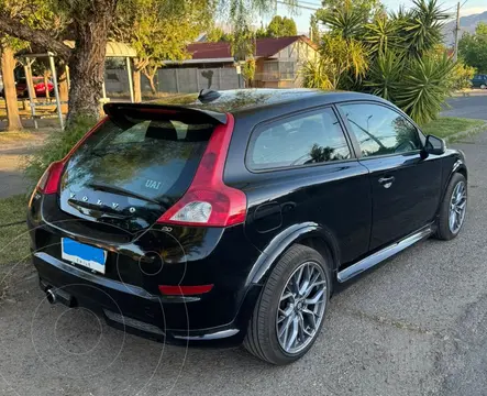 Volvo S40 2.4 Aut usado (2012) color Negro precio $7.500.000