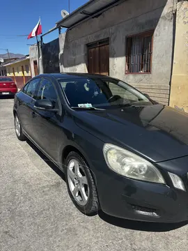 Volvo S60 2.0L T5 R-Design Turbo usado (2011) color Azul precio $8.000.000