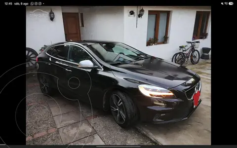 Volvo V40 2.0L T4 R-Design Aut usado (2018) color Negro precio $15.000.000