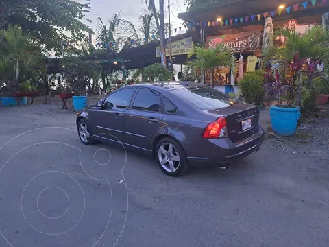 Volvo V40 R - Design Aut T5 usado (2012) color Gris Titanio precio ₡6 000 000