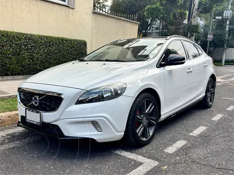 Volvo V40 R - Design T5 usado (2013) color Blanco precio $195,000