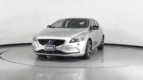 Volvo V40 Adittion T3 usado (2016) color Negro precio $311,999