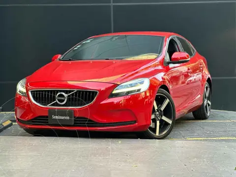 foto Volvo V40 Sport Aut T4 usado (2017) color Rojo precio $335,000