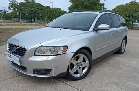 Volvo V50 V 50 2.4 AUT usado (2008) color Dorado precio u$s7.900